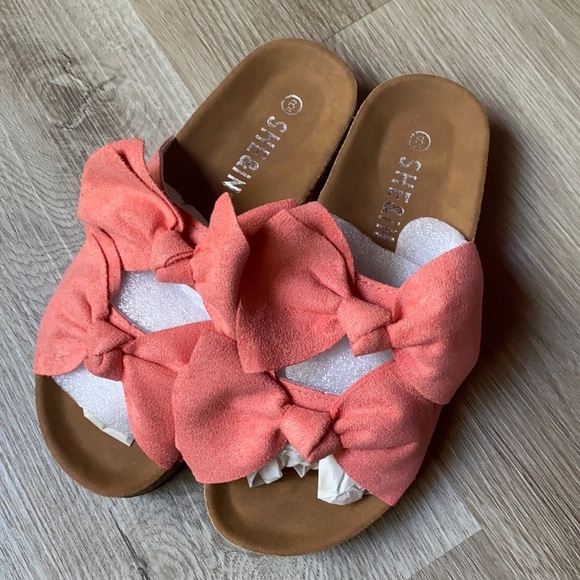 NEW She&In Slip On Sandals - Picture 1 of 8